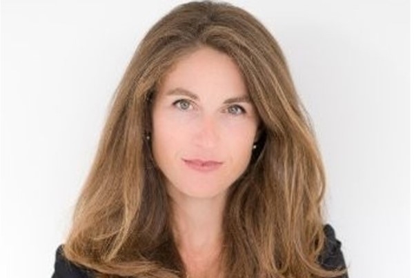 Portret van Eva Kalis, medewerker bij Van Lanschot Kempen