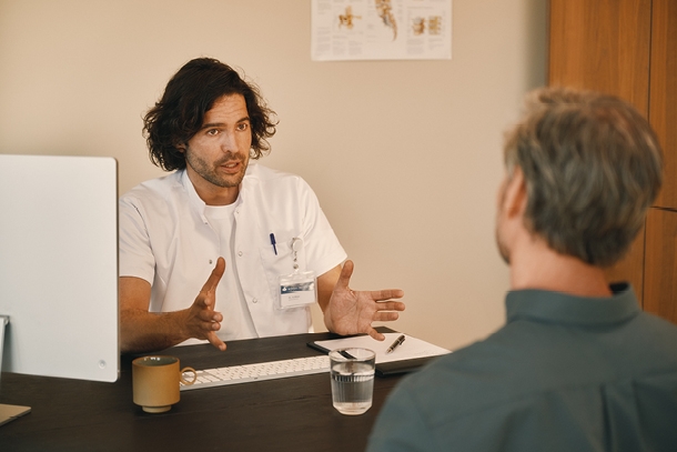Medicus in spreekkamer